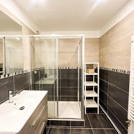Suite Bastyde Villeurbanne Esterno foto
